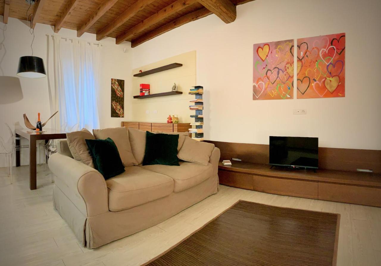 Ca' Stella Milano - Appartamento Accogliente E Romantico In Contesto Storico - Cozy And Romantic Flat In Milan Luaran gambar